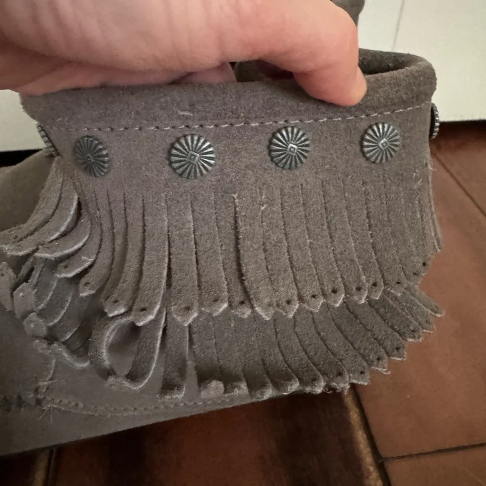 Minnetonka Suede Fringe Ankle Boots Boho Western Women’s 7.5